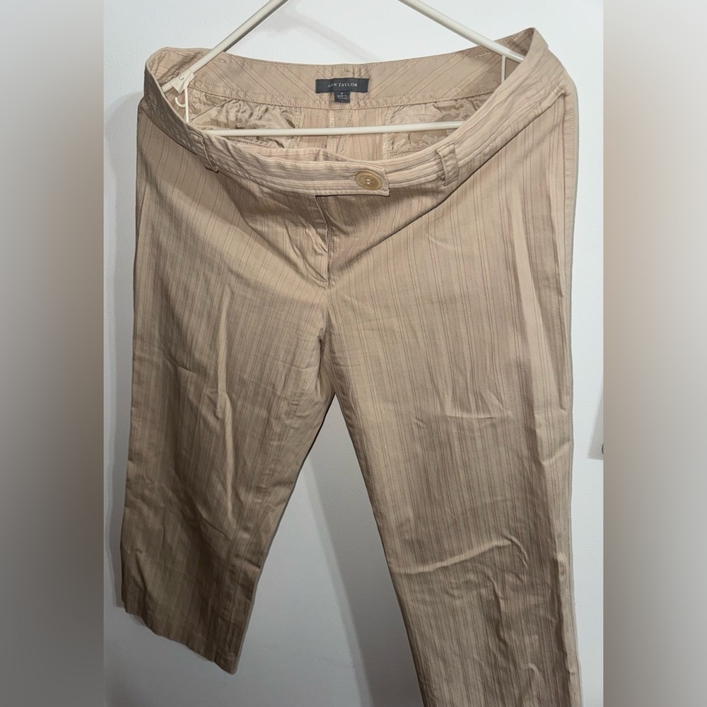 Ann Taylor Taupe Pinstripe crop